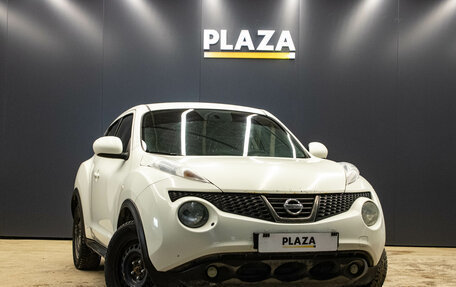 Nissan Juke II, 2013 год, 889 000 рублей, 2 фотография