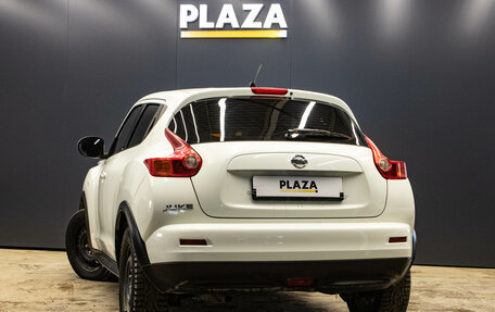 Nissan Juke II, 2013 год, 889 000 рублей, 3 фотография