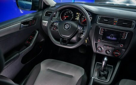 Volkswagen Jetta VI, 2017 год, 1 380 000 рублей, 30 фотография