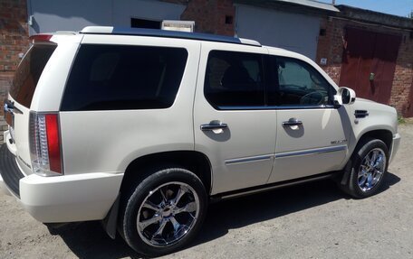 Cadillac Escalade III, 2014 год, 3 600 000 рублей, 4 фотография