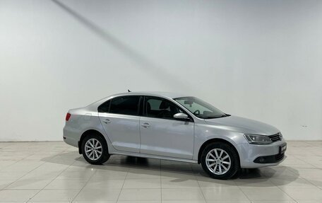 Volkswagen Jetta VI, 2011 год, 920 000 рублей, 1 фотография