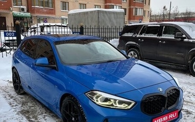 BMW 1 серия, 2019 год, 2 800 000 рублей, 1 фотография