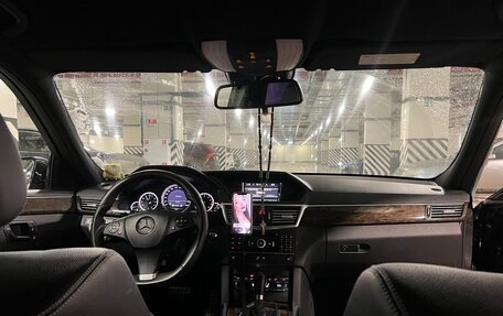 Mercedes-Benz E-Класс, 2011 год, 1 400 000 рублей, 6 фотография