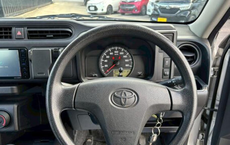 Toyota Probox I, 2020 год, 925 000 рублей, 7 фотография