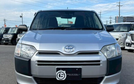 Toyota Probox I, 2020 год, 925 000 рублей, 2 фотография