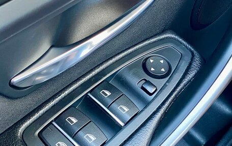 BMW 3 серия, 2017 год, 2 700 000 рублей, 24 фотография