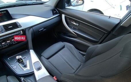 BMW 3 серия, 2017 год, 2 700 000 рублей, 29 фотография