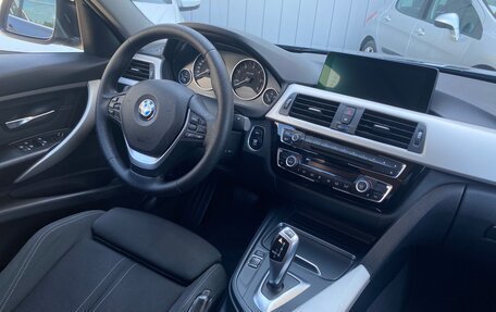 BMW 3 серия, 2017 год, 2 700 000 рублей, 33 фотография