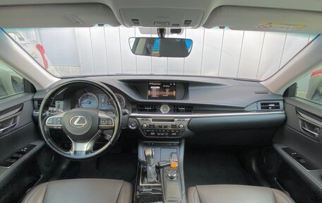 Lexus ES VII, 2017 год, 3 300 000 рублей, 11 фотография