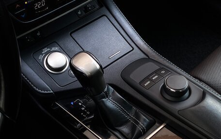 Lexus ES VII, 2017 год, 3 300 000 рублей, 27 фотография