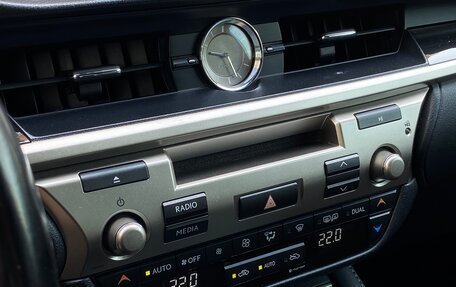 Lexus ES VII, 2017 год, 3 300 000 рублей, 30 фотография