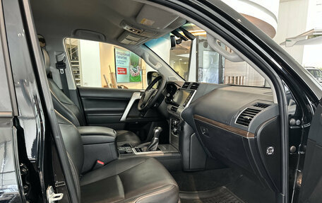 Toyota Land Cruiser Prado 150 рестайлинг 2, 2021 год, 6 720 000 рублей, 15 фотография