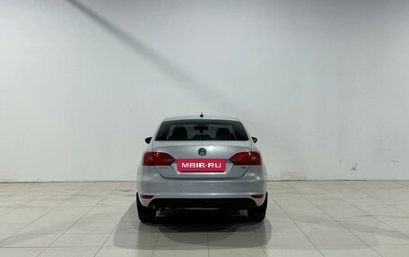 Volkswagen Jetta VI, 2011 год, 920 000 рублей, 4 фотография