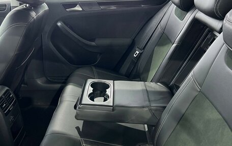 Volkswagen Jetta VI, 2011 год, 920 000 рублей, 13 фотография