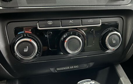 Volkswagen Jetta VI, 2011 год, 920 000 рублей, 22 фотография