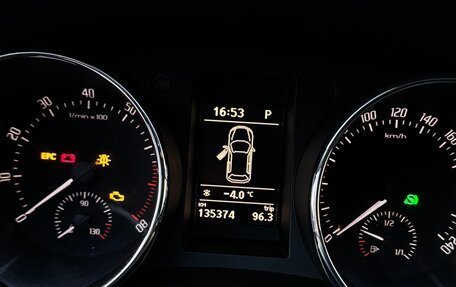 Skoda Yeti I рестайлинг, 2012 год, 900 000 рублей, 7 фотография