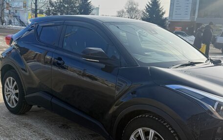 Toyota C-HR I рестайлинг, 2017 год, 1 450 000 рублей, 3 фотография