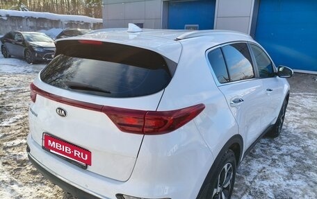 KIA Sportage IV рестайлинг, 2020 год, 2 590 000 рублей, 7 фотография