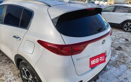 KIA Sportage IV рестайлинг, 2020 год, 2 590 000 рублей, 6 фотография