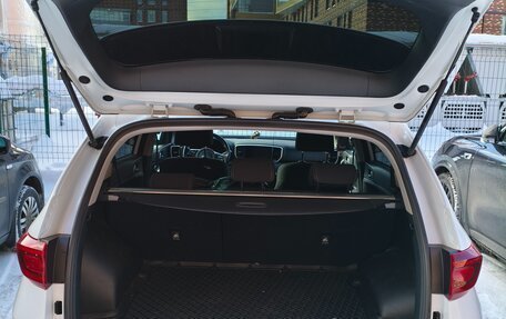 KIA Sportage IV рестайлинг, 2020 год, 2 590 000 рублей, 16 фотография