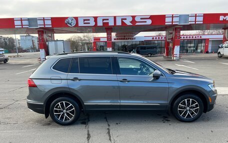 Volkswagen Tiguan II, 2021 год, 3 150 000 рублей, 2 фотография