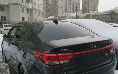 KIA Rio IV, 2018 год, 950 000 рублей, 5 фотография