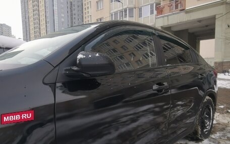 KIA Rio IV, 2018 год, 950 000 рублей, 3 фотография