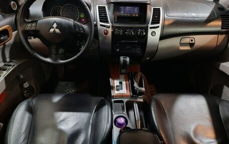 Mitsubishi Pajero Sport II рестайлинг, 2008 год, 1 400 000 рублей, 9 фотография