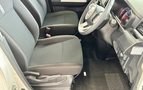 Toyota Roomy I, 2022 год, 983 000 рублей, 18 фотография