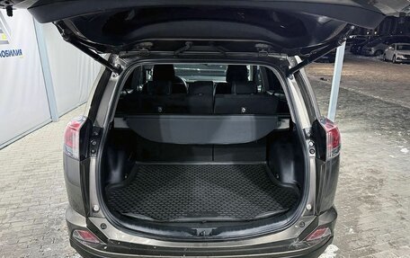 Toyota RAV4, 2017 год, 2 349 000 рублей, 9 фотография