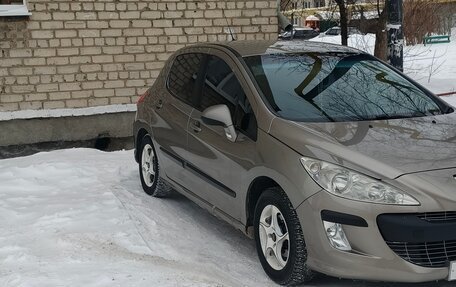 Peugeot 308 II, 2011 год, 550 000 рублей, 2 фотография