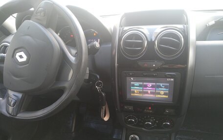 Renault Duster I рестайлинг, 2015 год, 750 000 рублей, 4 фотография