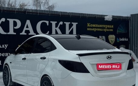 Hyundai Solaris II рестайлинг, 2015 год, 975 000 рублей, 4 фотография
