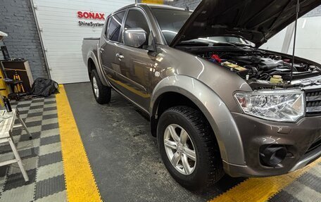 Mitsubishi L200 IV рестайлинг, 2014 год, 1 350 000 рублей, 6 фотография