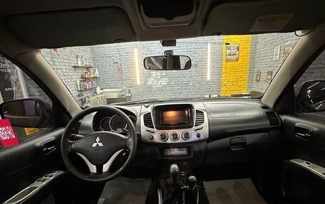 Mitsubishi L200 IV рестайлинг, 2014 год, 1 350 000 рублей, 13 фотография