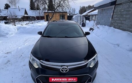 Toyota Camry, 2016 год, 2 400 000 рублей, 2 фотография