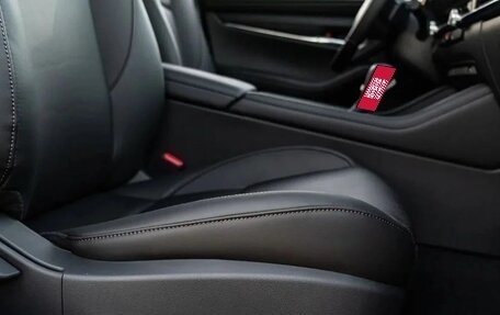 Mazda 3, 2026 год, 2 720 000 рублей, 36 фотография