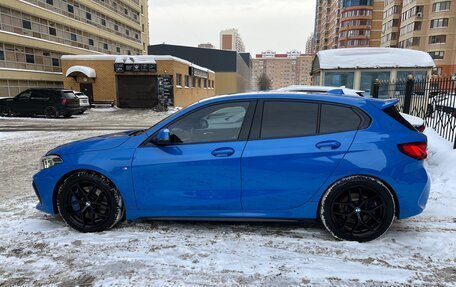 BMW 1 серия, 2019 год, 2 800 000 рублей, 2 фотография