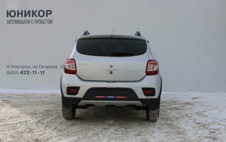 Renault Sandero II рестайлинг, 2018 год, 999 000 рублей, 6 фотография