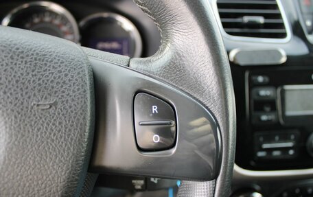 Renault Sandero II рестайлинг, 2018 год, 999 000 рублей, 11 фотография