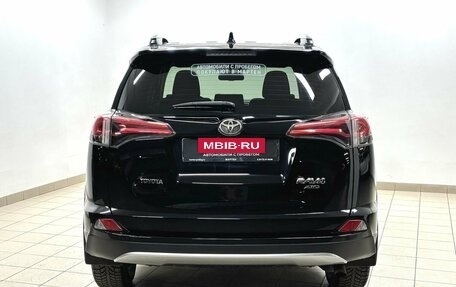 Toyota RAV4, 2017 год, 2 789 000 рублей, 5 фотография