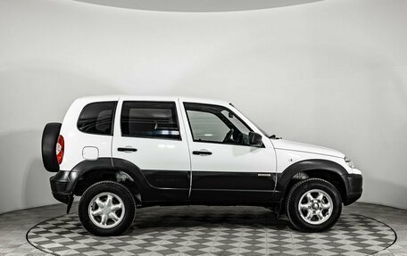Chevrolet Niva I рестайлинг, 2017 год, 800 000 рублей, 8 фотография