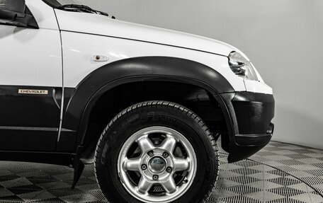 Chevrolet Niva I рестайлинг, 2017 год, 800 000 рублей, 9 фотография