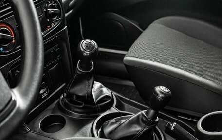 Chevrolet Niva I рестайлинг, 2017 год, 800 000 рублей, 20 фотография