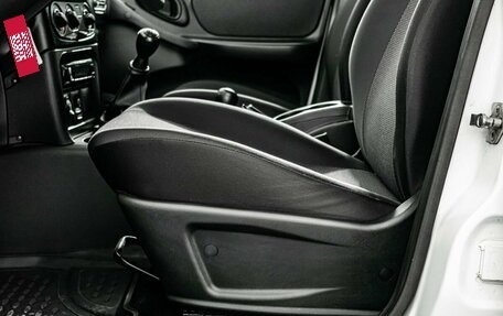 Chevrolet Niva I рестайлинг, 2017 год, 800 000 рублей, 21 фотография