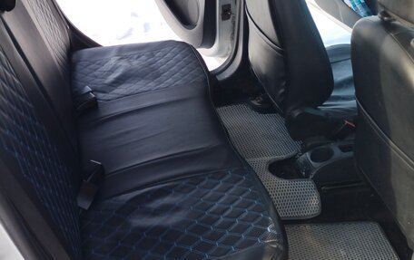 Renault Logan II, 2017 год, 350 000 рублей, 6 фотография