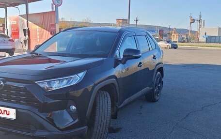 Toyota RAV4, 2022 год, 3 350 000 рублей, 7 фотография