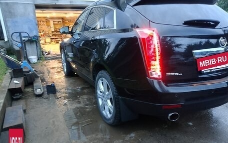 Cadillac SRX II рестайлинг, 2011 год, 1 200 000 рублей, 9 фотография
