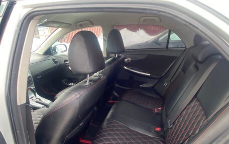 Toyota Corolla, 2011 год, 1 100 000 рублей, 10 фотография