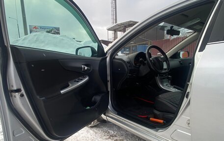 Toyota Corolla, 2011 год, 1 100 000 рублей, 8 фотография